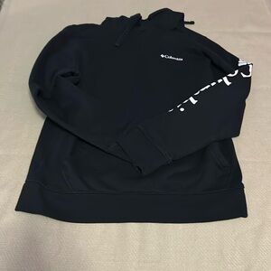 Black Columbia hoodie